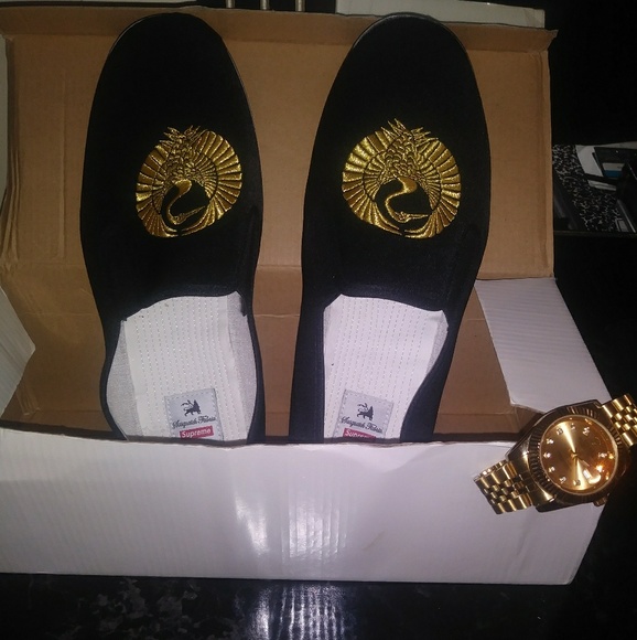 1000% authentic Sasquatch Supreme ss16 slide ons d - Picture 3 of 6